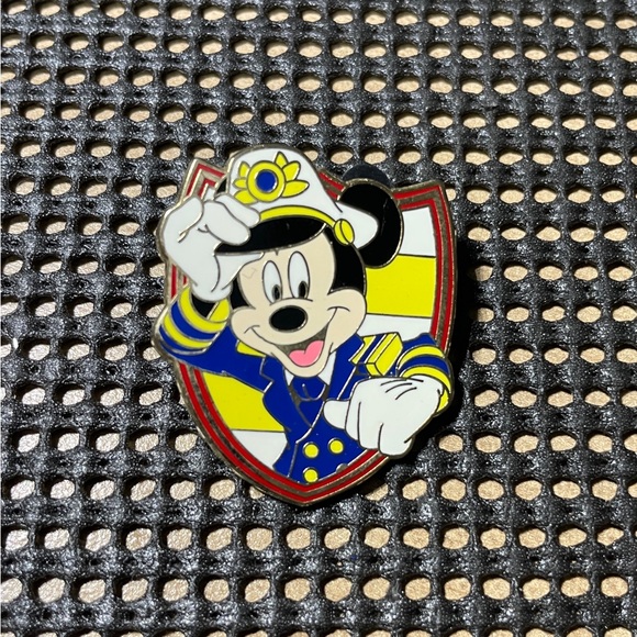 Disney Accessories - Disney Minnie Mouse Captain Pin - Blue, Yellow, Red